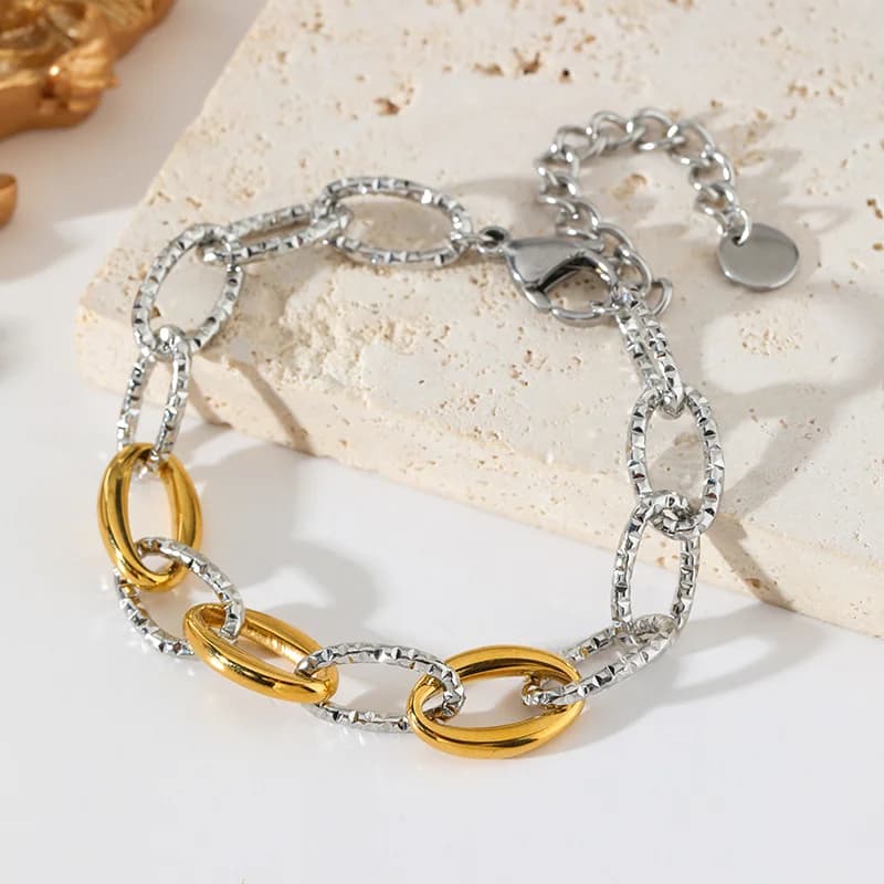 Gliederarmband mit Perlen