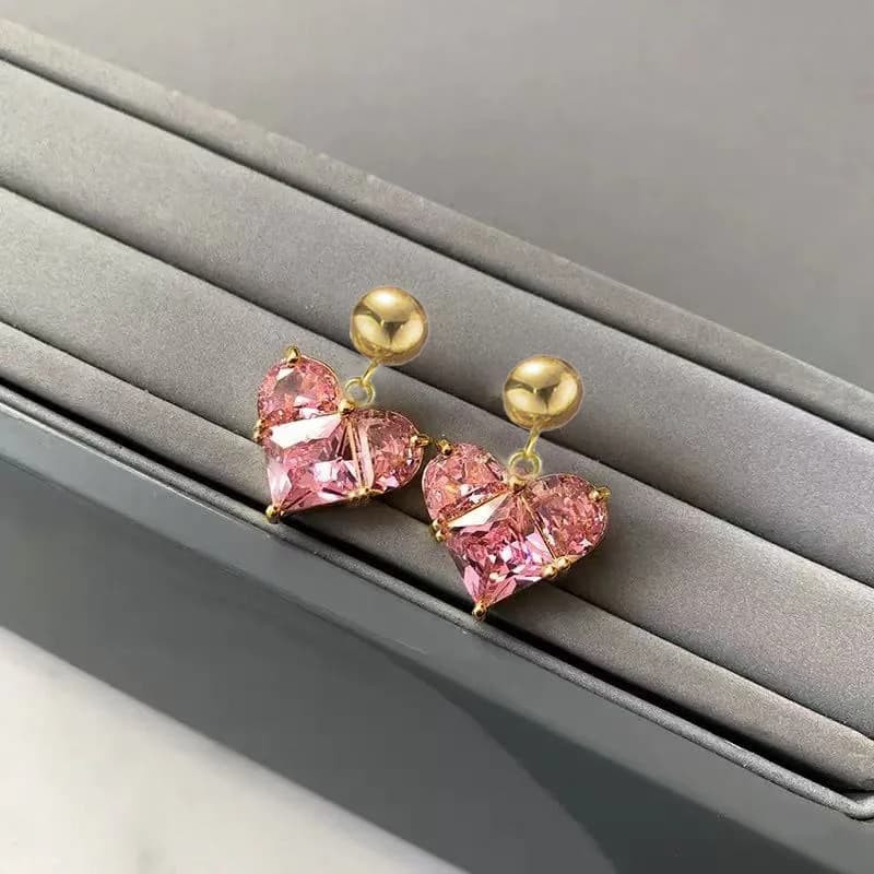 Edelstahl-Ohrstecker mit hängenden Kristall-Tropfen aus Zirkon