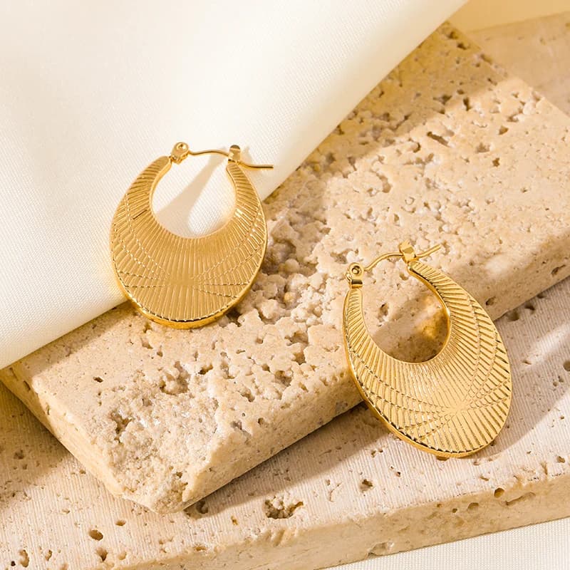 Creolen mit geriffelter Oberfläche, Gold Edelstahl