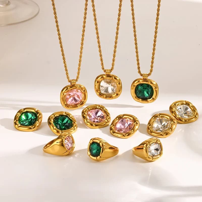 Schmuckset mit Choker-Halskette, Ohrringen und Ring aus Zirkonia