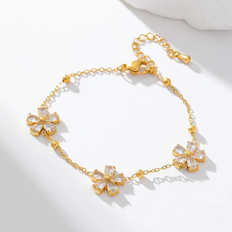 Zirkonia Blumen-Set: Halskette, Ohrringe und Armband