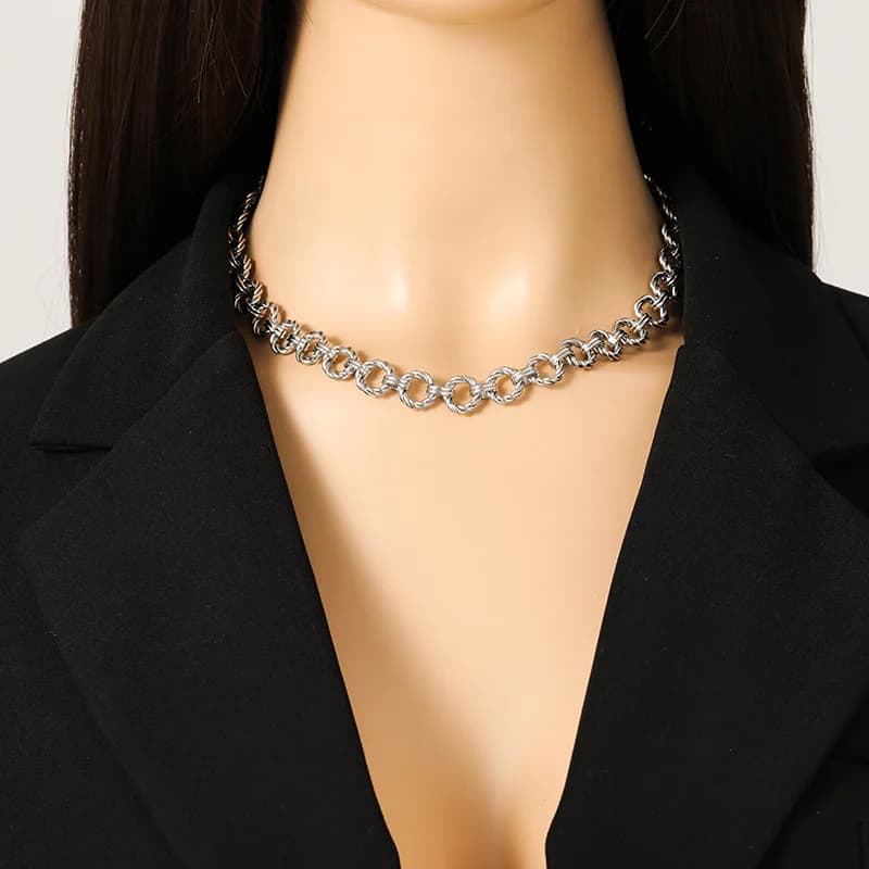 Silberfarbiges Schmuck-Set mit Rundglied-Kette