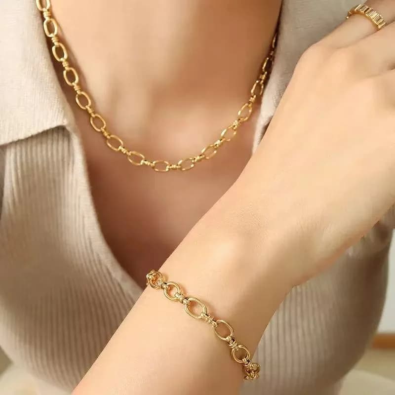 Handgefertigtes Set aus Metall-Halskette und Armband
