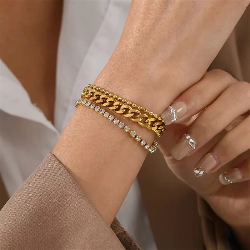 Armband mit Zirkonia-Kettenkette