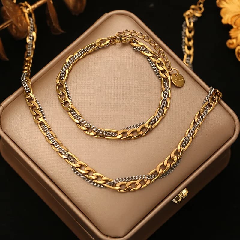 Goldfarbene Schlangenkette Halskette und Armband Set