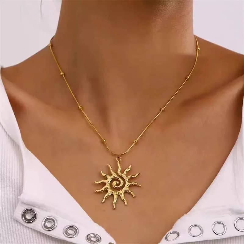 Vintage Sonne Halskette und Ohrringe Set