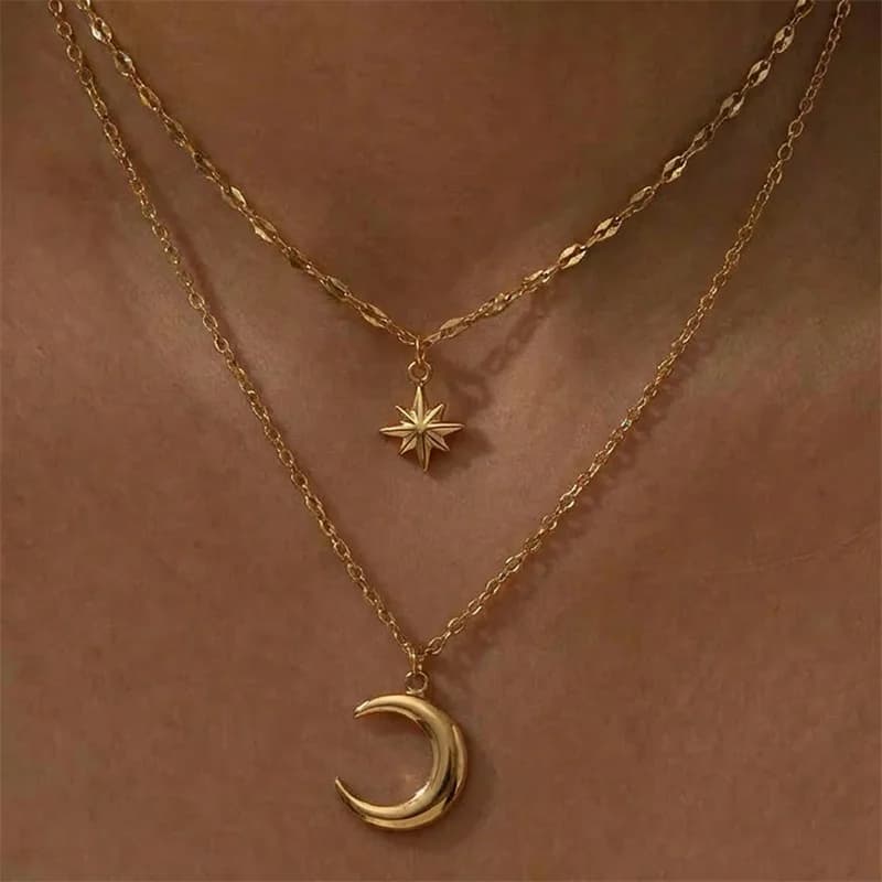 Retro Anhänger-Kette mit Stern und Mond, vergoldet
