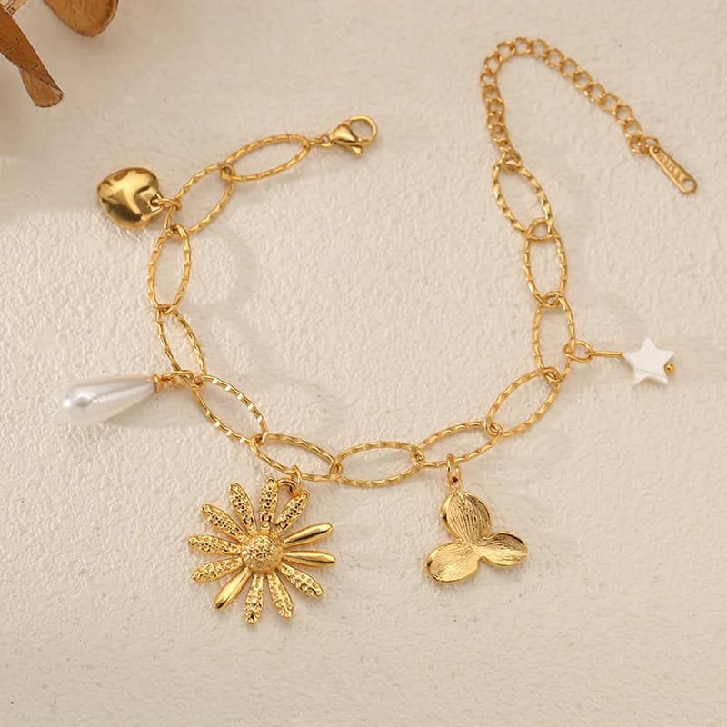 Herringbone-Armband mit Blumen & Perlen-Charm, 18K Gold