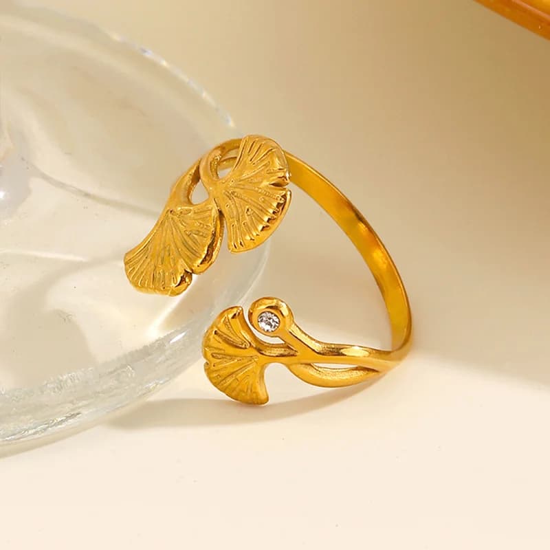 Verstellbarer Ginkgo-Blatt Ring mit Zirkonia, Edelstahl