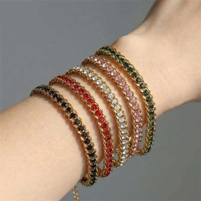 Armband mit Zirkonia-Kettenkette