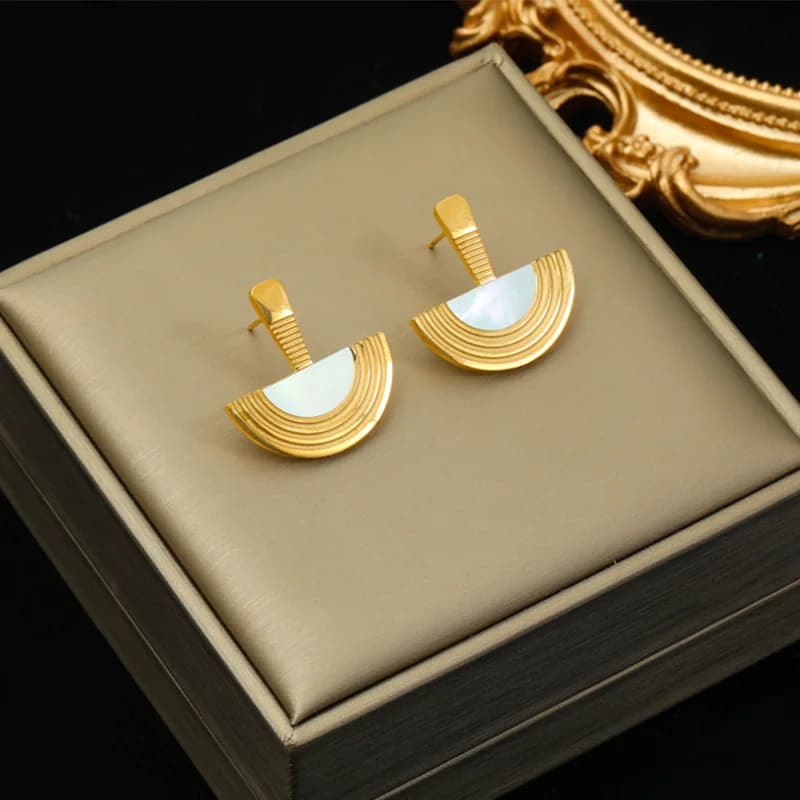 Geometrisches Halbkreis-Anhänger-Halsband und Ohrringe Set