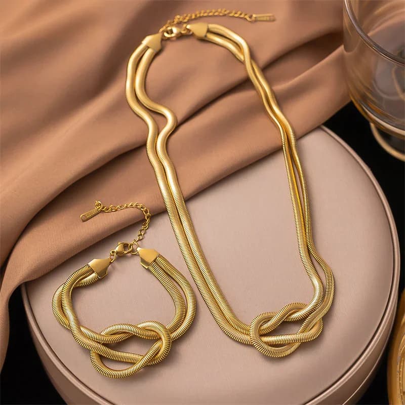Goldfarbene Knotenkette-Halskette und Armband Set