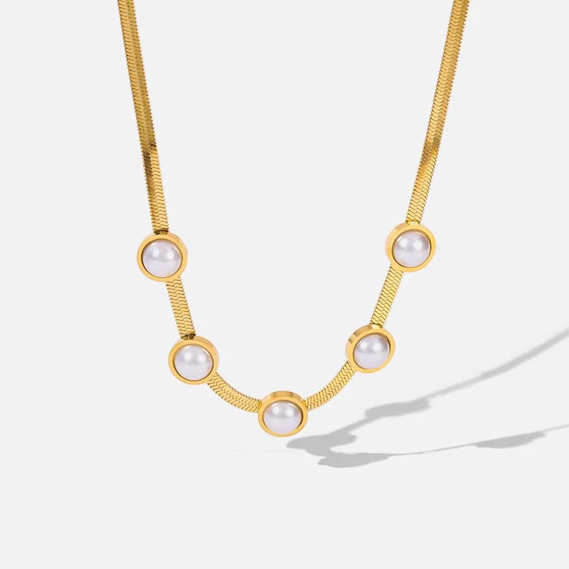 Goldfarbene Choker-Halskette mit runder Perle