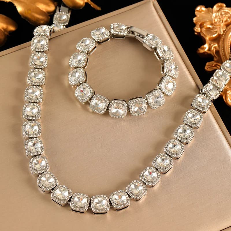 Große Zirkonia Cuban Chain Halskette und Armband Set