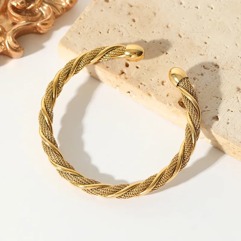 316L Edelstahl Armband in Goldfarbe, gedreht und verstellbar